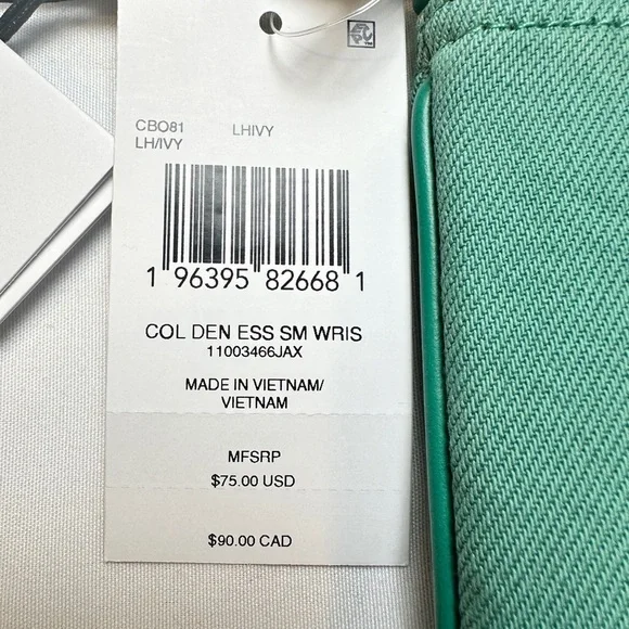 Coach Essential Denim Small Wristlet (Green) NWT - Picture 6 of 8